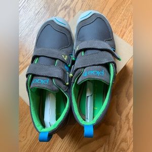 NIB Plae shoes Ty in size 3